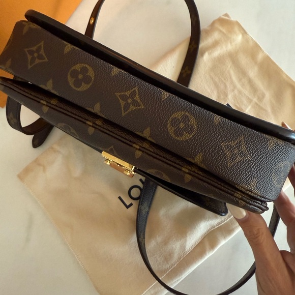 EXCELLENT condition Louis Vuitton Pochette Métis, Brown Monogram Bag - Picture 8 of 13